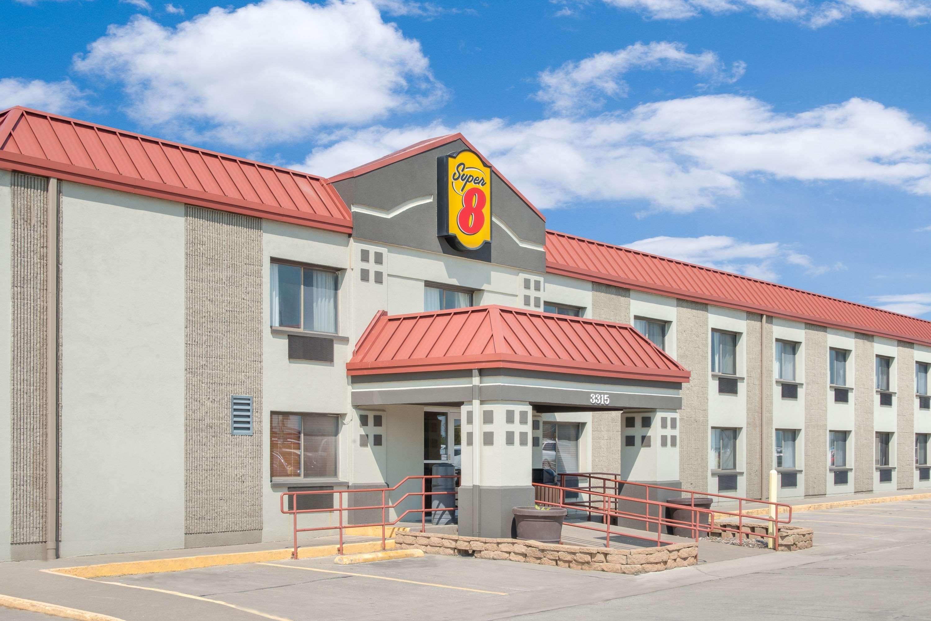 Super 8 By Wyndham Marshalltown Eksteriør billede
